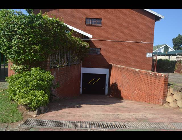 2 BEDROOM APARTMENT FOR SALE IN SCOTTBURGH CENTRAL